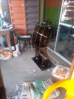 High Quality Glasse Pulpit