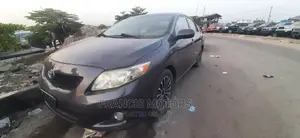 Toyota Corolla 2010 Gray
