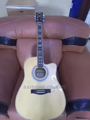 Yamaha Full Sizel Electric Acoustic Guitar F-600eq