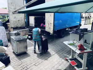 Truck for Relocation, Hire and Logistics
