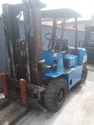 5 Tons Forklift for Hire in Lagos