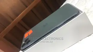 Apple iPhone 11 Pro Max 64 GB Green