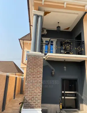 Furnished 3bdrm Block of Flats in Asaba, Oshimili South for rent