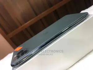 Apple iPhone 11 Pro Max 64 GB Green