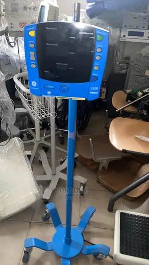 GE Dinamap Vital Signs Monitor