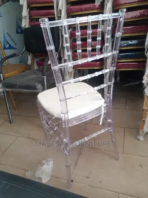 Acrylic Chiavari Chair