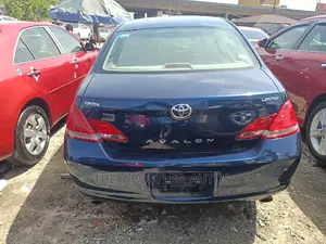 Toyota Avalon Limited 2006 Blue