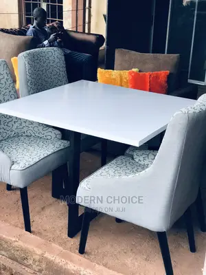 Modern Set of Four Dinning Table