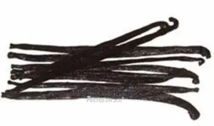Organic Vanilla Powder, Extract and Pods