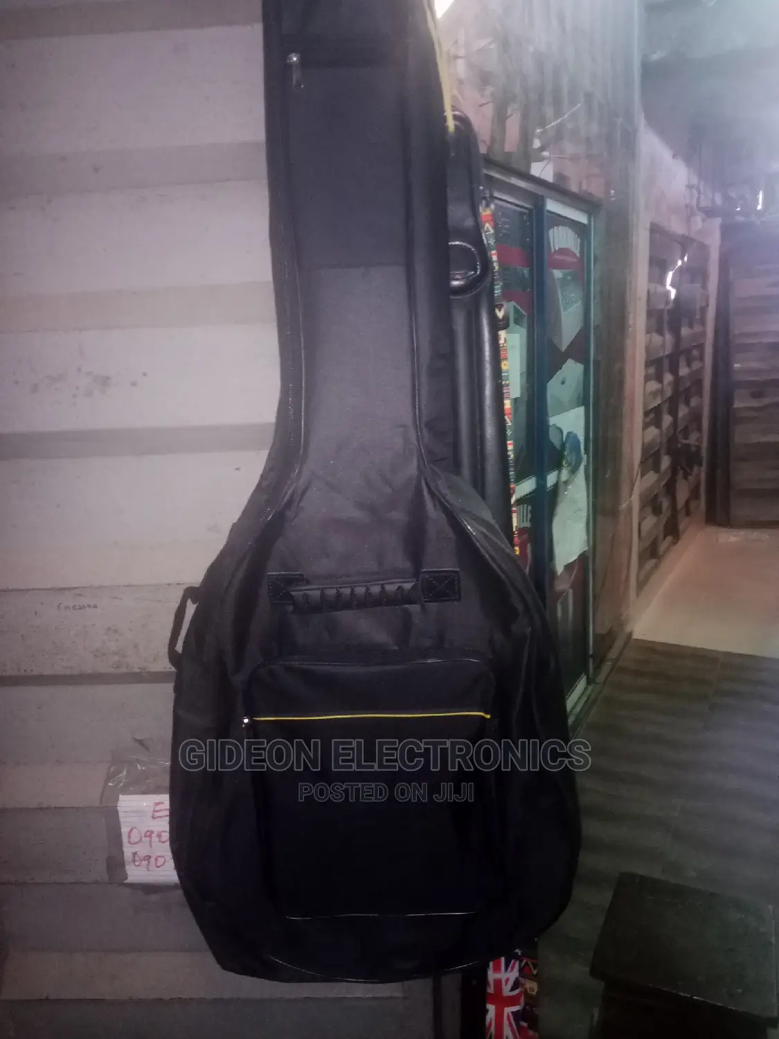 Durable Leather Guitar Bag. (Generic)