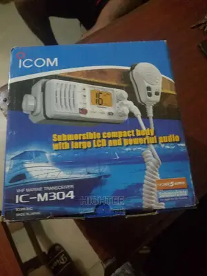 Icon Marine Base Radio M304