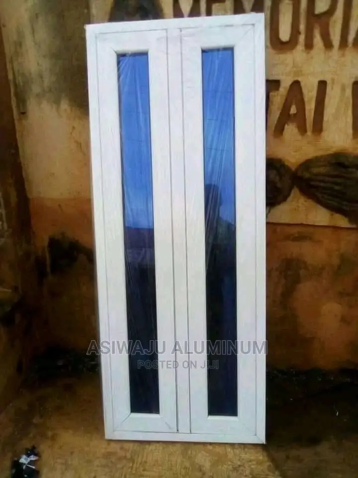 2ft by 5ft Casement Window With Tower Materials