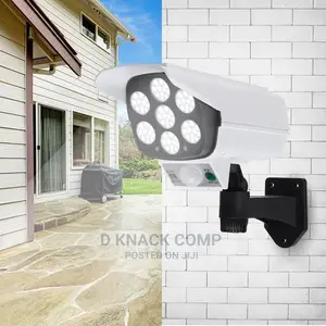 Solar Power Light PIR Motion Sensor Spot Garden Wall Lamp