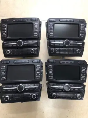 Car Radio Bentley Bentayga 2013