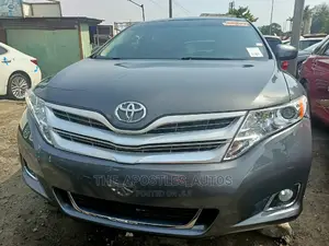 Toyota Venza AWD 2012 Gray