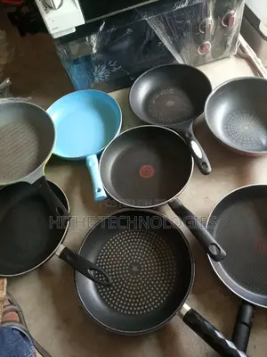 Non Stick Frying Pans (Tokunbo)