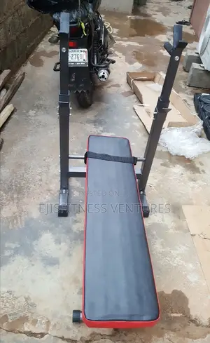 Flat Bench Press