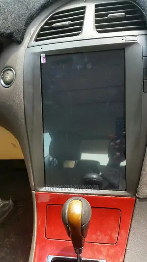 Lexus ES350 Android Tape Full Screen With Reverse Camera