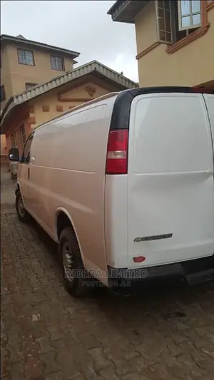 Spacious Logistics/Relocation Van (Ridera Logistics)