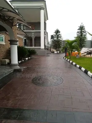 Admirable Concrete Floor Design Services