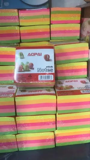 Post It Paper