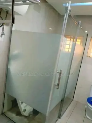 Shower Cubicle (L From)