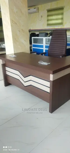 Royal Executive Office Table
