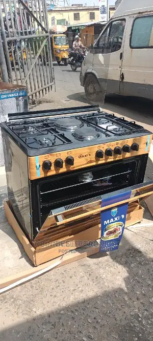 Brand New MAXI(MAXI Style 60*90)4+2)Wood/Grill and OVEN/