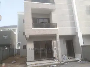 5bdrm Duplex in Mabushi Close To for sale