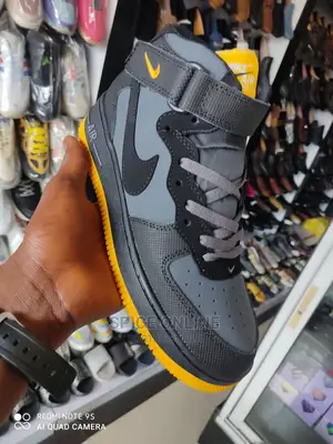 MP: Nike Air Force 1 Impact GS