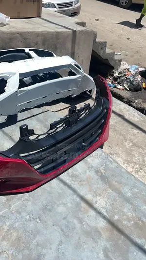 Front Bumber and Grille 2018 Honda Accord