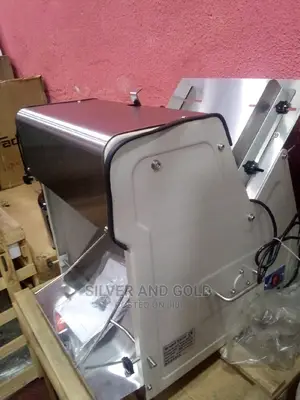 Industrial Bread Slicer