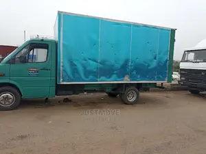 Hire Trucks for Moving Service Near Me
