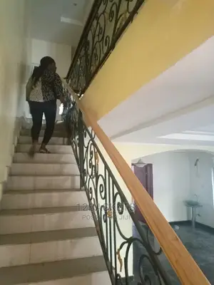 Furnished 4bdrm Duplex in Magodo Phase 2 for rent
