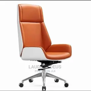 Bentwood Swivel Office Chair