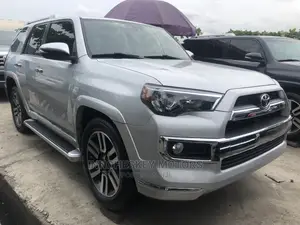 Toyota 4-Runner SR5 Premium 4dr SUV 4WD (4.0L 6cyl 5A) 2014 Silver