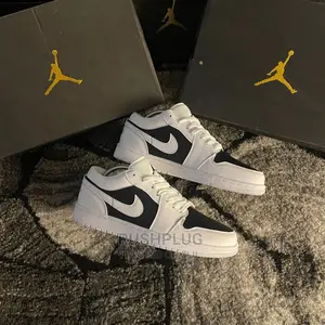 Nike Air Jordan 1 Low Alternate