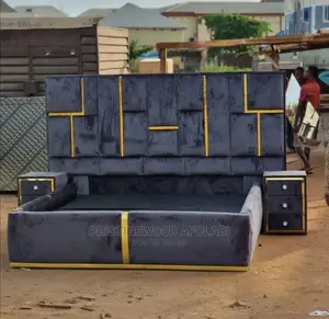 Pristine Wood Design Bedframe