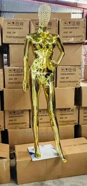 Gold-Plated Female Model Hollow Head Large Breast