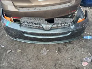 Front Bumper Toyota Sienna 2004 Model
