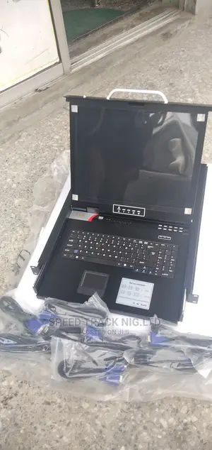16 Port KVM Console Switch With Monitor