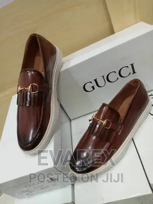 Gucci Designer Men Flat Shoe.