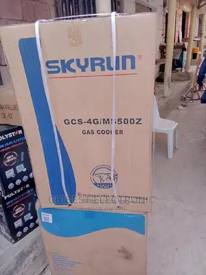 Skyrun Four Gas Burner With Two Years Warranty Brand New