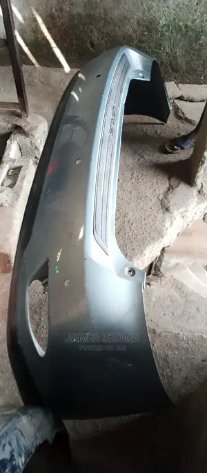 Lexus RX 330 Back Bumper