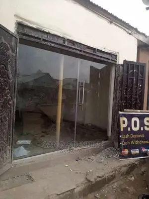 Entrance Fix and Swing Door