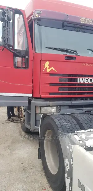 Iveco Eurostar Trailer Head 2004 Red