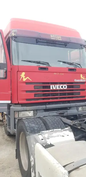 Iveco Eurostar Trailer Head 2004 Red