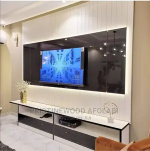 Pristine Wood Tv Console