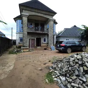 5bdrm Duplex in Ekeno Gas Estate Off, Port-Harcourt for sale