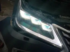 Headlight for Lx570 2020 Model Available at Affordable Price